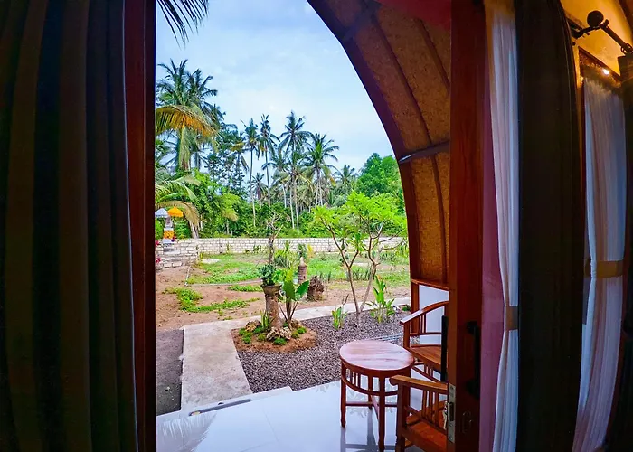 Nusa Pelangi Hotel Toyapakeh